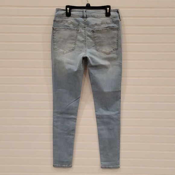 𝅺JOGGING, size 7  - Picture 3 of 3